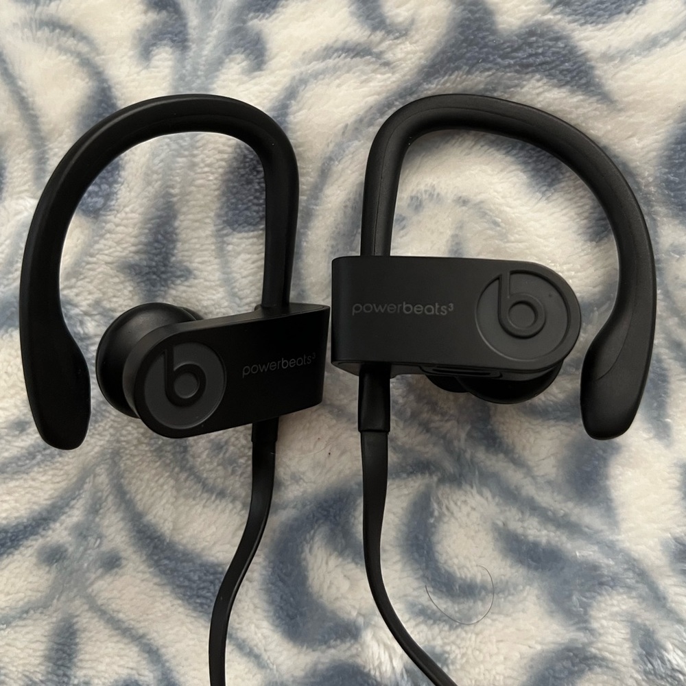 Black Beats by Dr. Dre Powerbeats 3 Wireless